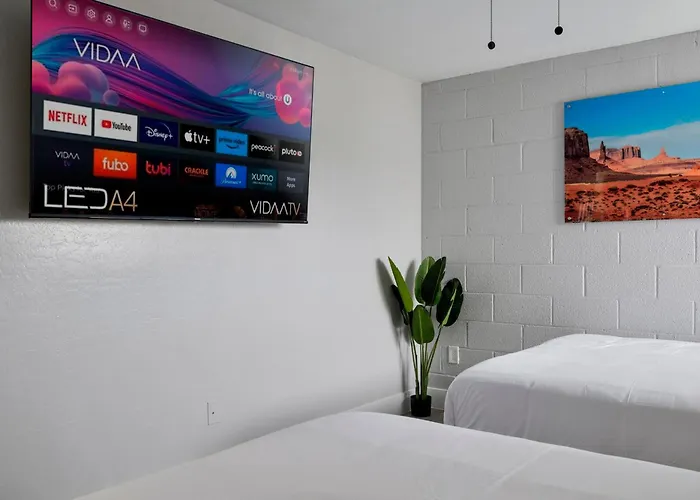 Apartment Spacious 2br Getaway With Pool & Free Parking Scottsdale